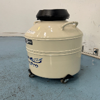 VWR CryoPro Storage Dewer image 1
